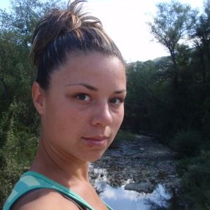 Meet your Posher, Aseniya